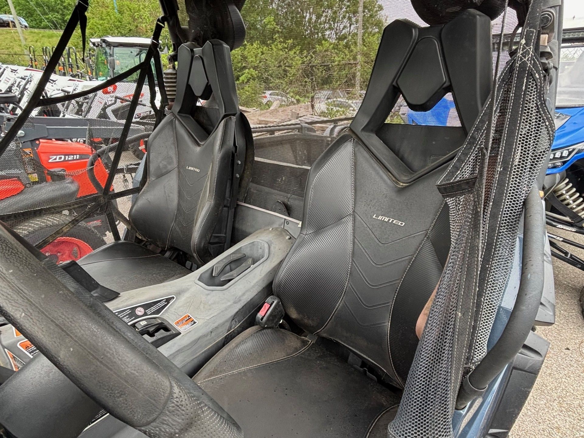 Pre-Owned 2018 Can-Am Outlander MAX Limited 1000R - Image 4