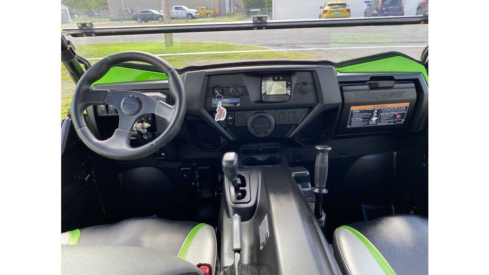 Pre-Owned 2020 Kawasaki Teryx 4 LE - Image 2