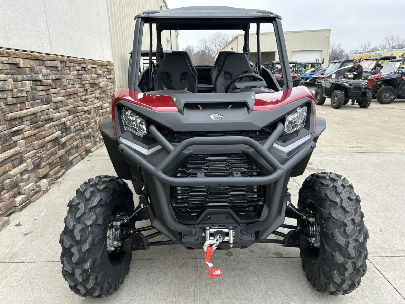 New 2024 Can-Am Commander MAX XT 700