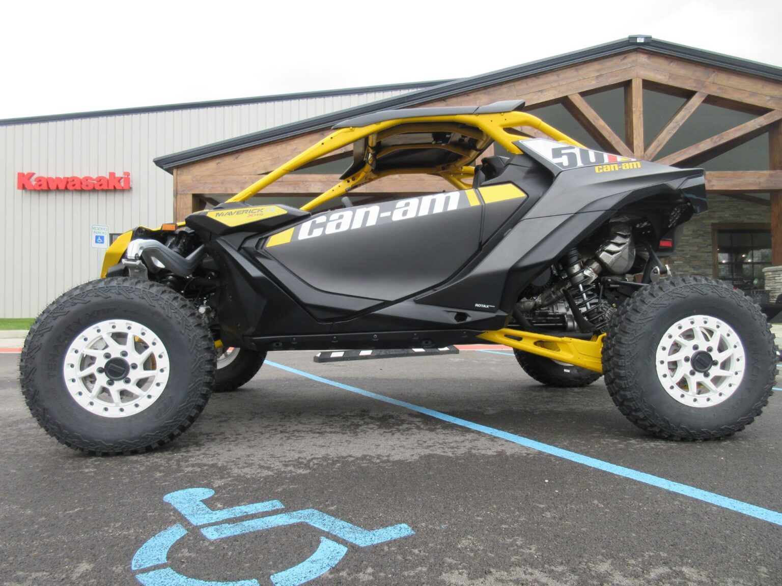 New 2024 Can-Am Maverick R X RS with Smart-Shox - Image 4