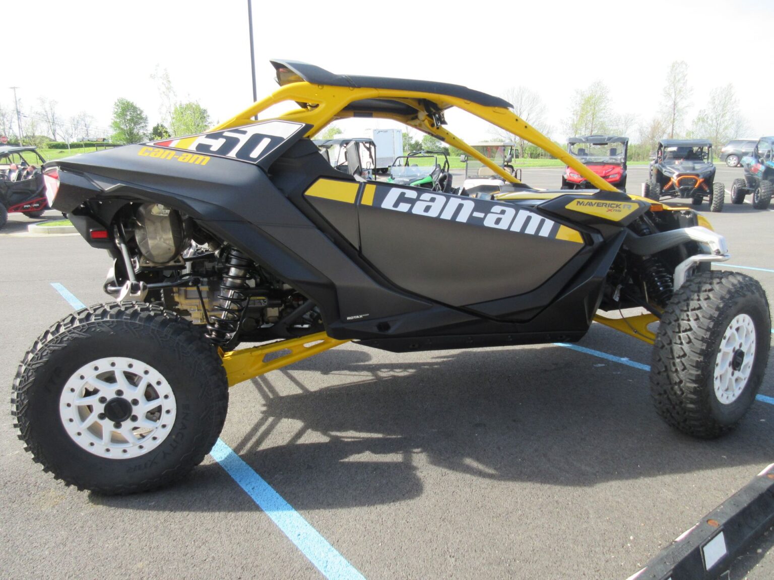 New 2024 Can-Am Maverick R X RS with Smart-Shox - Image 12