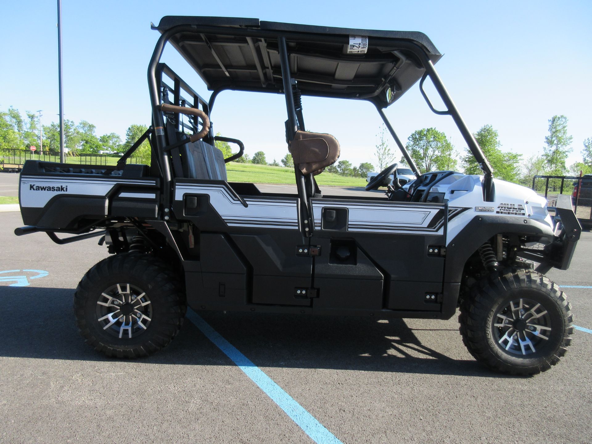 New 2024 Kawasaki Mule PRO-FXT 1000 Platinum Ranch Edition - Image 6