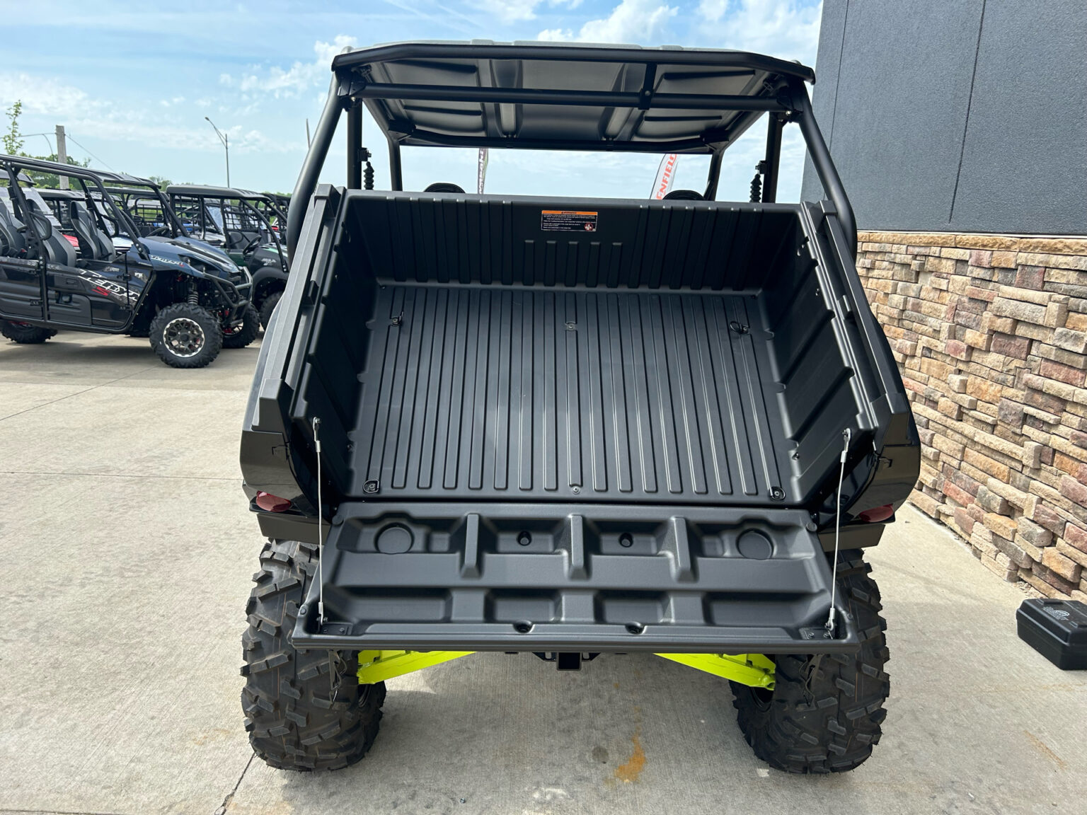 New 2024 Kawasaki Teryx S LE - Image 8