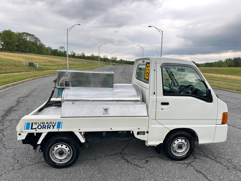2000 SUBARU SAMBAR LORRY FUEL TANKER 4WD - A/C - FUEL INJECTION - AIRBAG - POWER STEERING — LOT#845 - Image 9