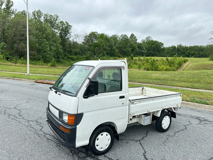 1997 DAIHATSU HIJET DUMP TRUCK 4WD - DIFF LOCK - 2 SPEED TRANSFER-CASE — LOT#895