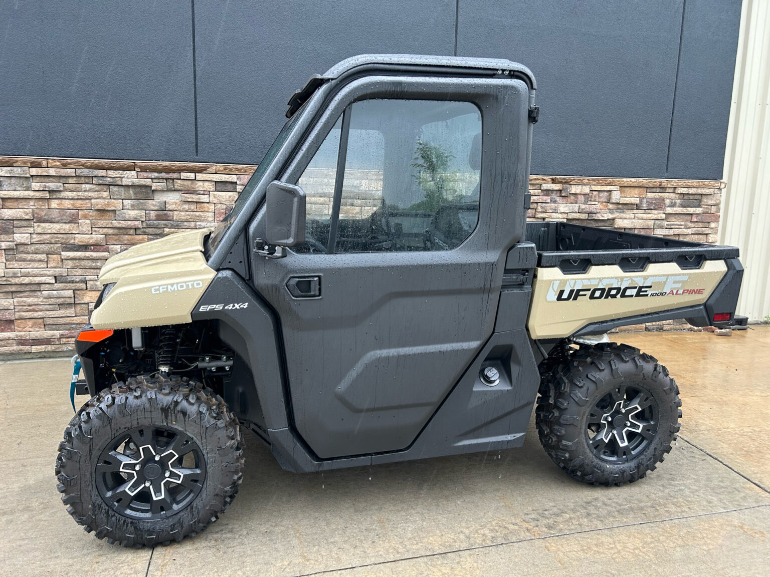 New 2024 CFMOTO UForce 1000 - Image 14