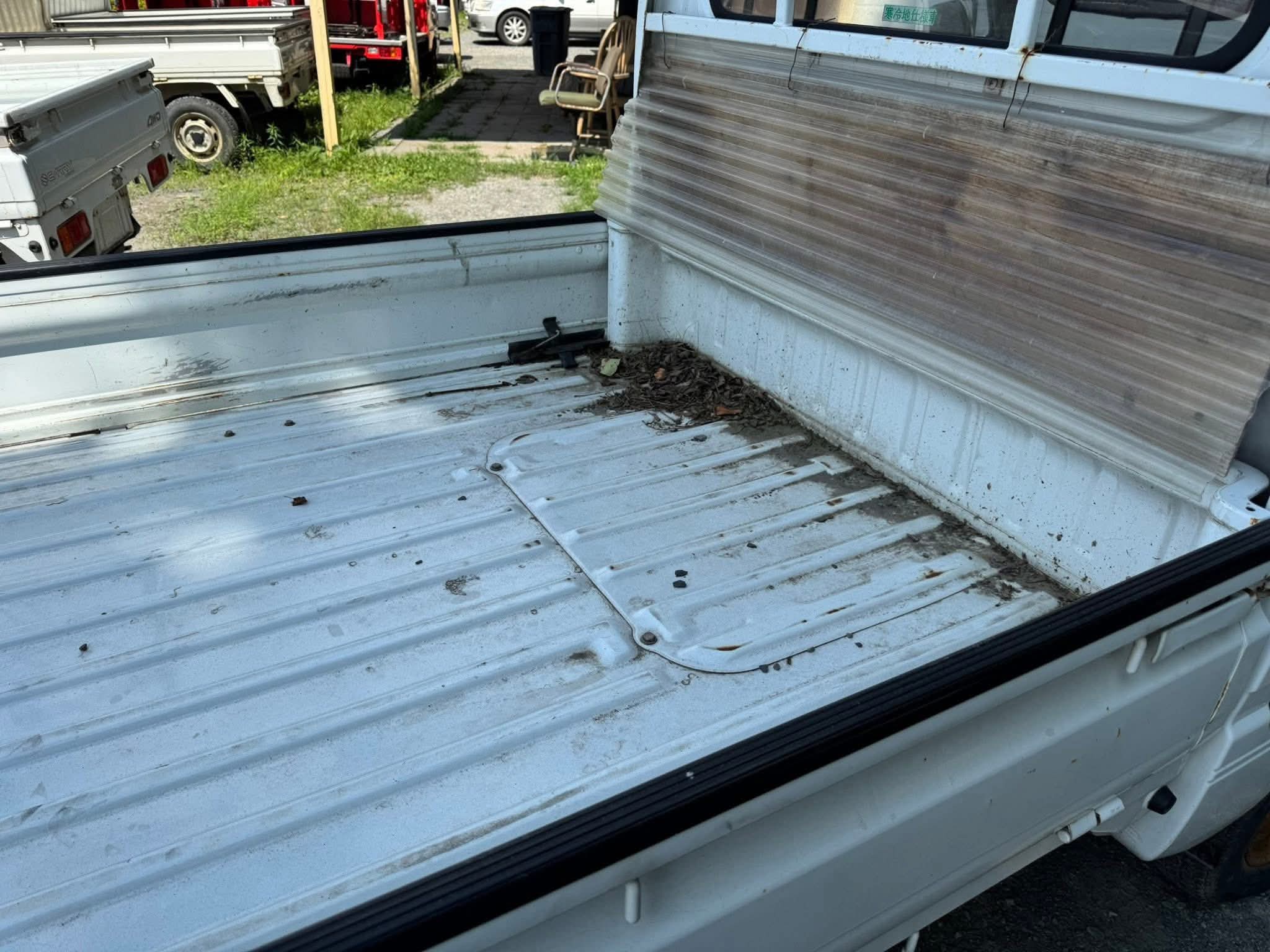 Suzuki Carry (DB51T / DA63T) - Image 11