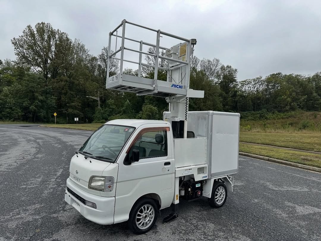 2000 Daihatsu Hijet GD-S210P – Aerial Work Platform w/ A/C, 4WD - Image 11