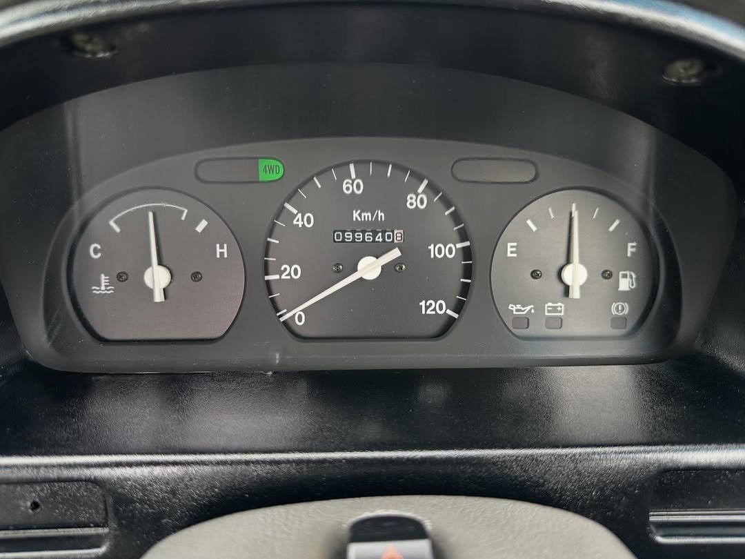 1998 Suzuki Carry 4x4 Kei Truck | Extra Low Gear, Drop-Side Bed | V-DD51T - Image 6