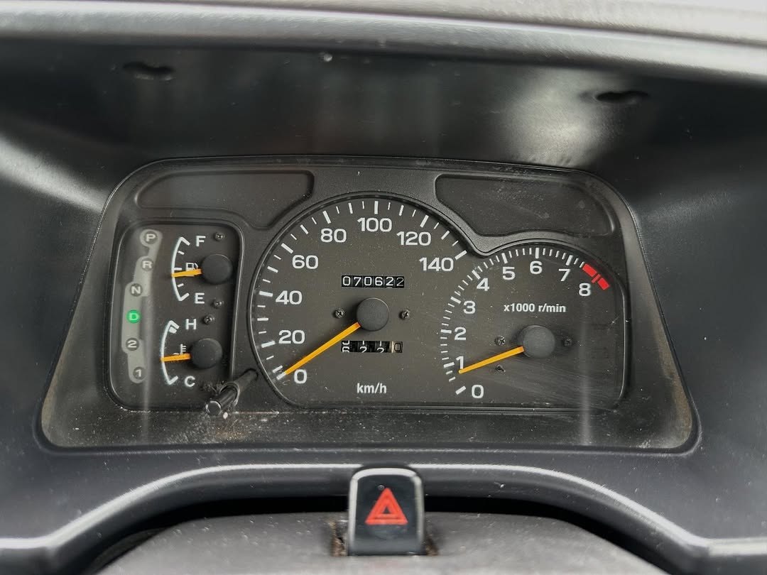 2000 Subaru Sambar Dias Supercharged 4WD Kei Van | Auto Transmission, ABS | GD-TV2 - Image 7