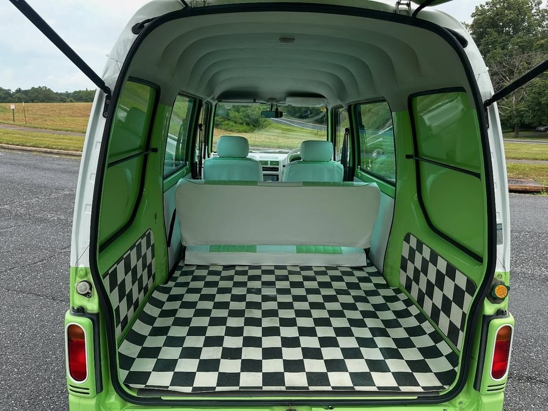 1998 Subaru Sambar Dias V-KV4 – 4WD Auto, A/C, Dual Heat - Image 2