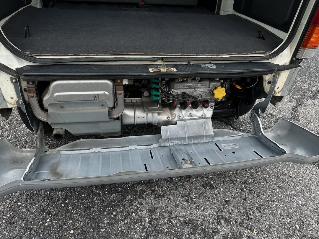 2000 Subaru Sambar Dias Supercharged 4WD Kei Van | Auto Transmission, ABS | GD-TV2 - Image 2