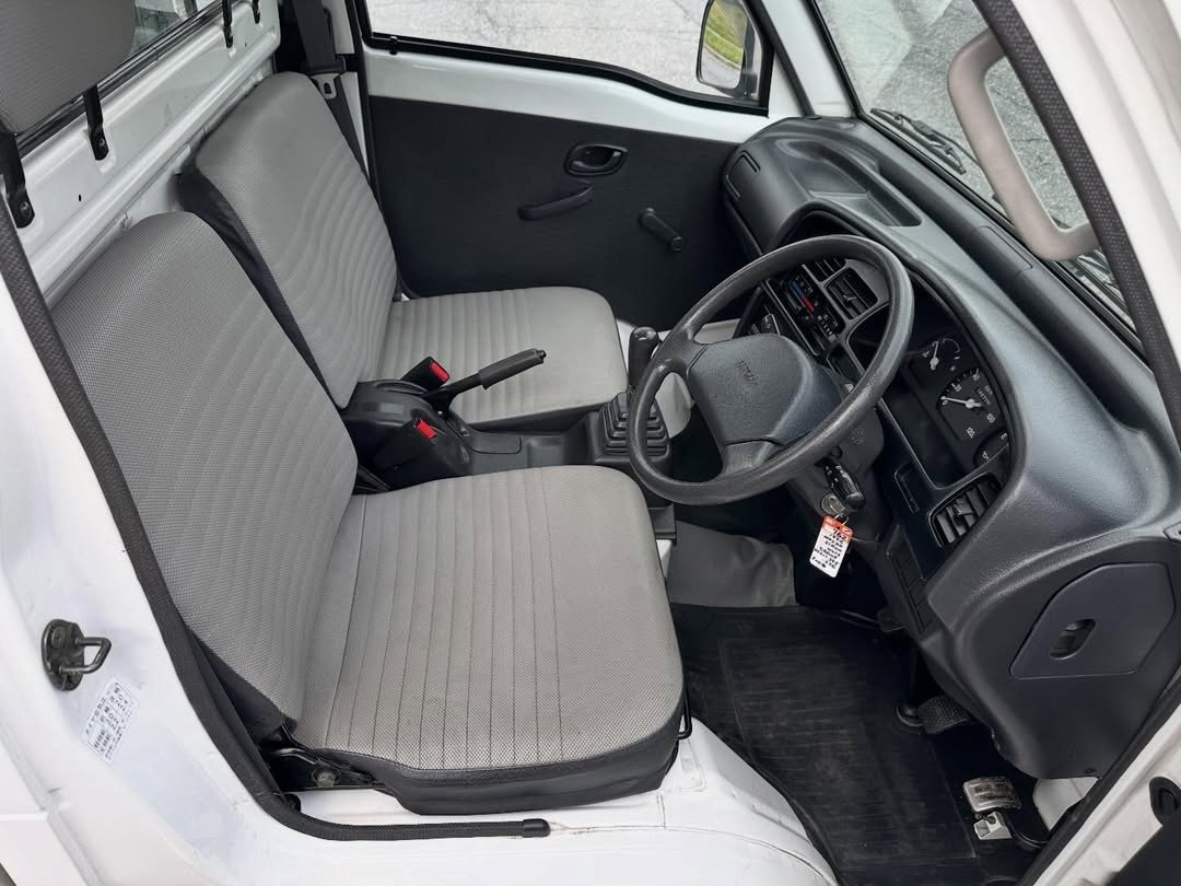 1996 Mazda Autozam Scrum V-DJ51T – Hydraulic Crane, Low Miles, Clean CA Title - Image 5