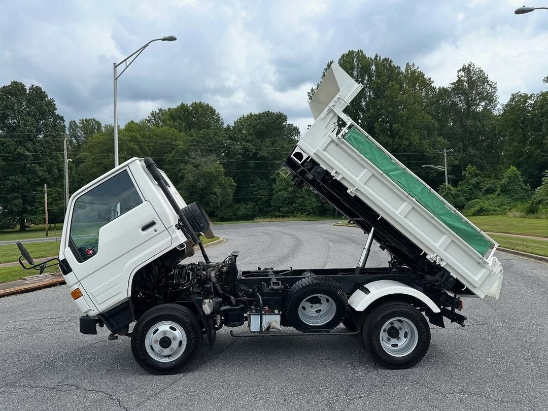 1993 Toyota Dyna 4x4 Diesel Dump Truck | 3-Way Dump Bed, 2-Ton | BU72DH - Image 7