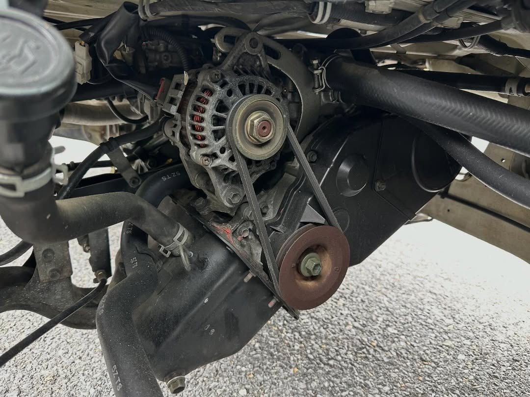 1996 Mazda Autozam Scrum V-DJ51T – Hydraulic Crane, Low Miles, Clean CA Title - Image 2