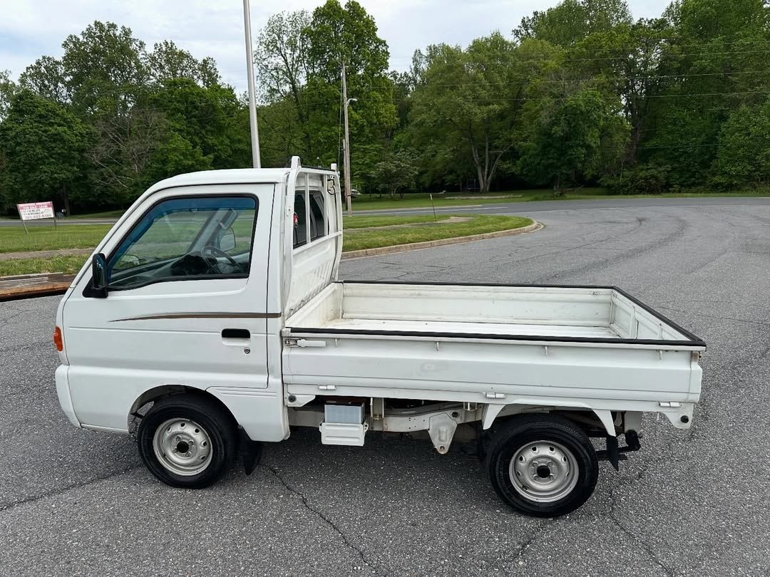 1998 Suzuki Carry 4x4 Kei Truck | Extra Low Gear, Drop-Side Bed | V-DD51T - Image 12