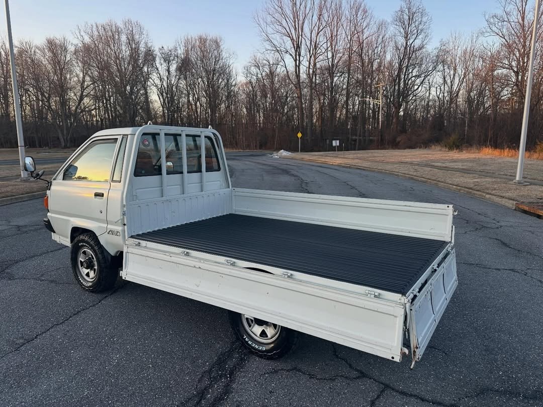 1996 Toyota LiteAce 4WD Long Bed Mini Truck | 10,931 Miles - Image 18
