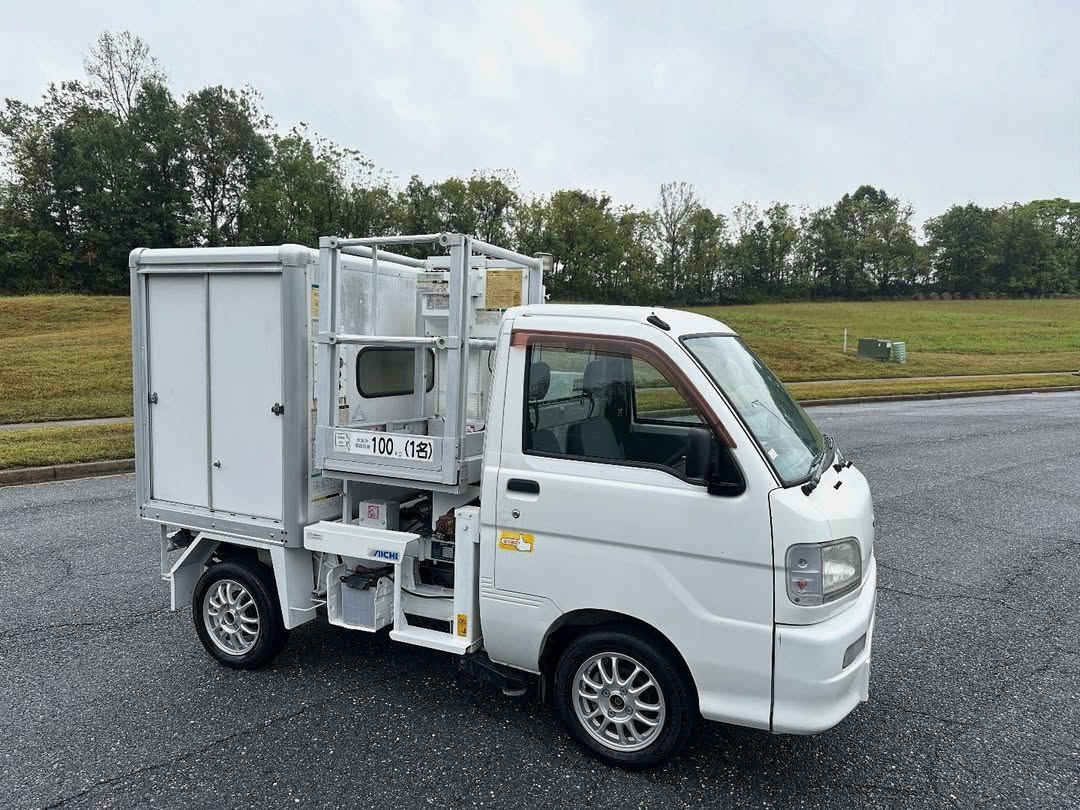 2000 Daihatsu Hijet GD-S210P – Aerial Work Platform w/ A/C, 4WD - Image 16