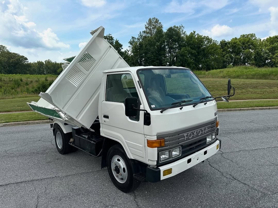 1993 Toyota Dyna 4x4 Diesel Dump Truck | 3-Way Dump Bed, 2-Ton | BU72DH - Image 18