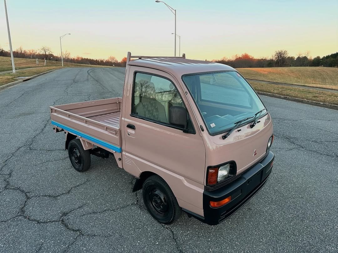 1997 Mitsubishi Minicab 4x4 Dump Truck | Custom Paint, Dual Range | V-U42T - Image 13