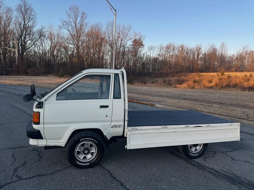 1996 Toyota LiteAce 4WD Long Bed Mini Truck | 10,931 Miles - Image 16