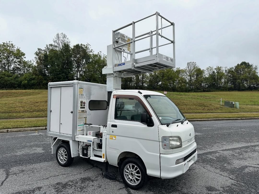 2000 Daihatsu Hijet GD-S210P – Aerial Work Platform w/ A/C, 4WD - Image 17