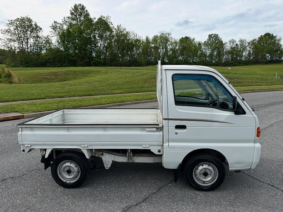 1998 Suzuki Carry 4x4 Kei Truck | Extra Low Gear, Drop-Side Bed | V-DD51T - Image 11