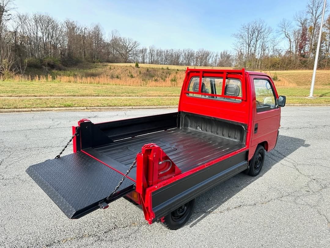 1995 Honda Acty 4WD Kei Truck | Hydraulic Lift-Gate | V-HA4 - Image 12