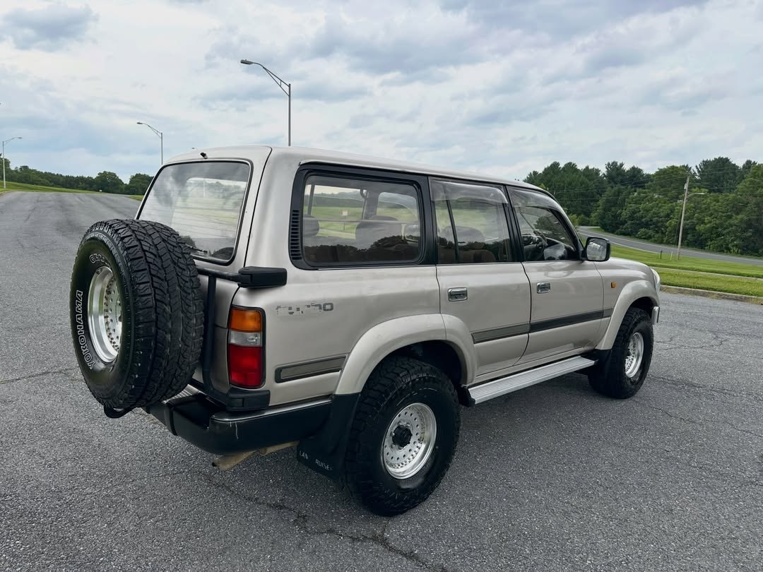 1991 Toyota Land Cruiser HDJ81 VX Turbo Diesel 4x4 – Triple Locked, 115K Miles - Image 17