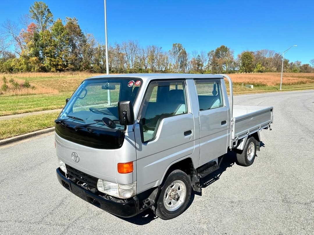 1997 Toyota Dyna Double Cab 4x4 Diesel Truck | Seats 5, Custom Wheels | LY161