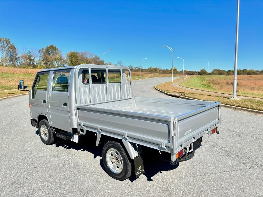 1997 Toyota Dyna Double Cab 4x4 Diesel Truck | Seats 5, Custom Wheels | LY161 - Image 9