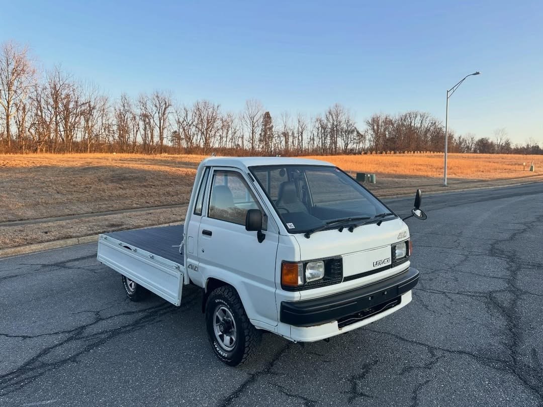 1996 Toyota LiteAce 4WD Long Bed Mini Truck | 10,931 Miles - Image 13