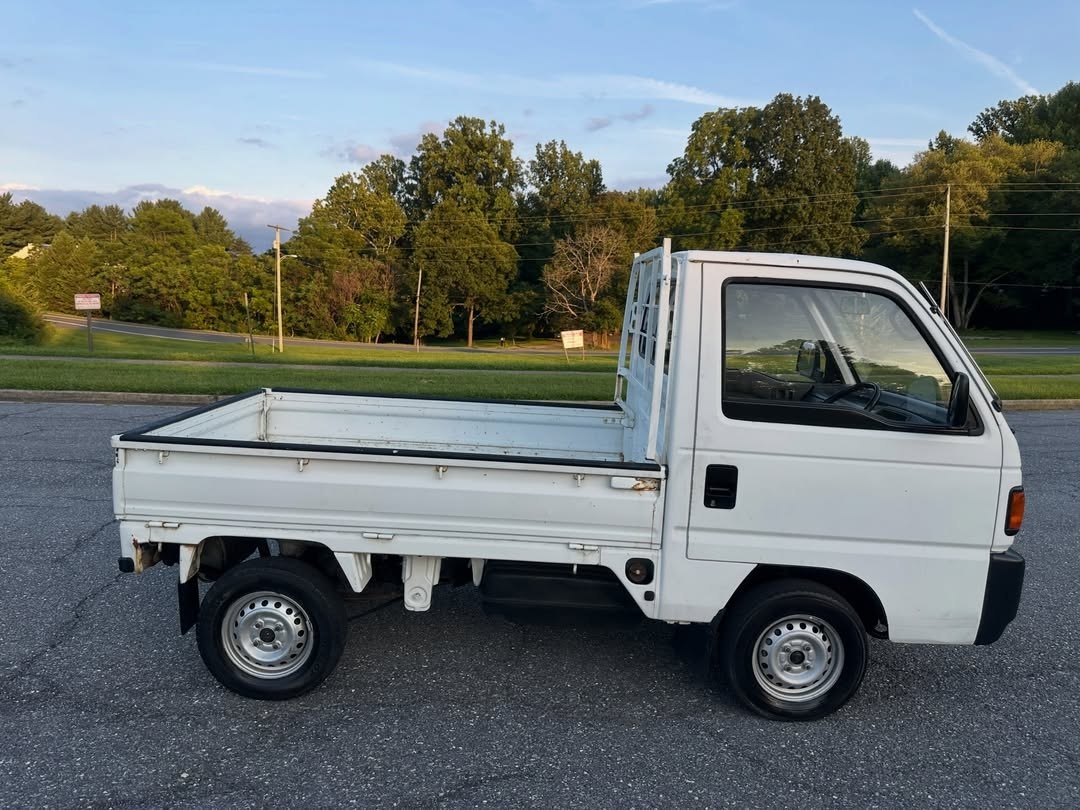 1991 Honda Acty SDX V-HA4 – 4WD Mini Truck – Clean Title - Image 7