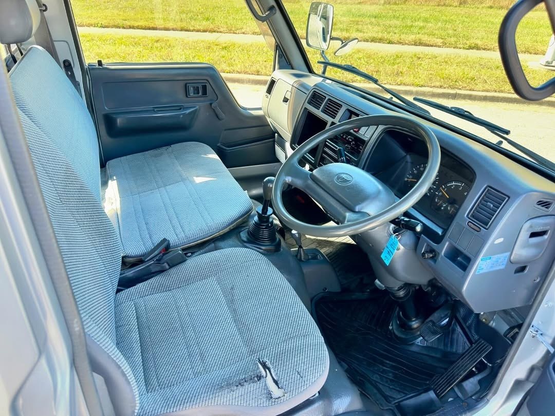 1997 Toyota Dyna Double Cab 4x4 Diesel Truck | Seats 5, Custom Wheels | LY161 - Image 8