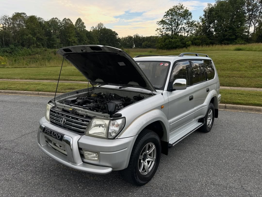 2000 Toyota Land Cruiser Prado TX Limited RZJ95 – Millennium Silver – 3RZ-FE Automatic 4WD JDM Import - Image 14