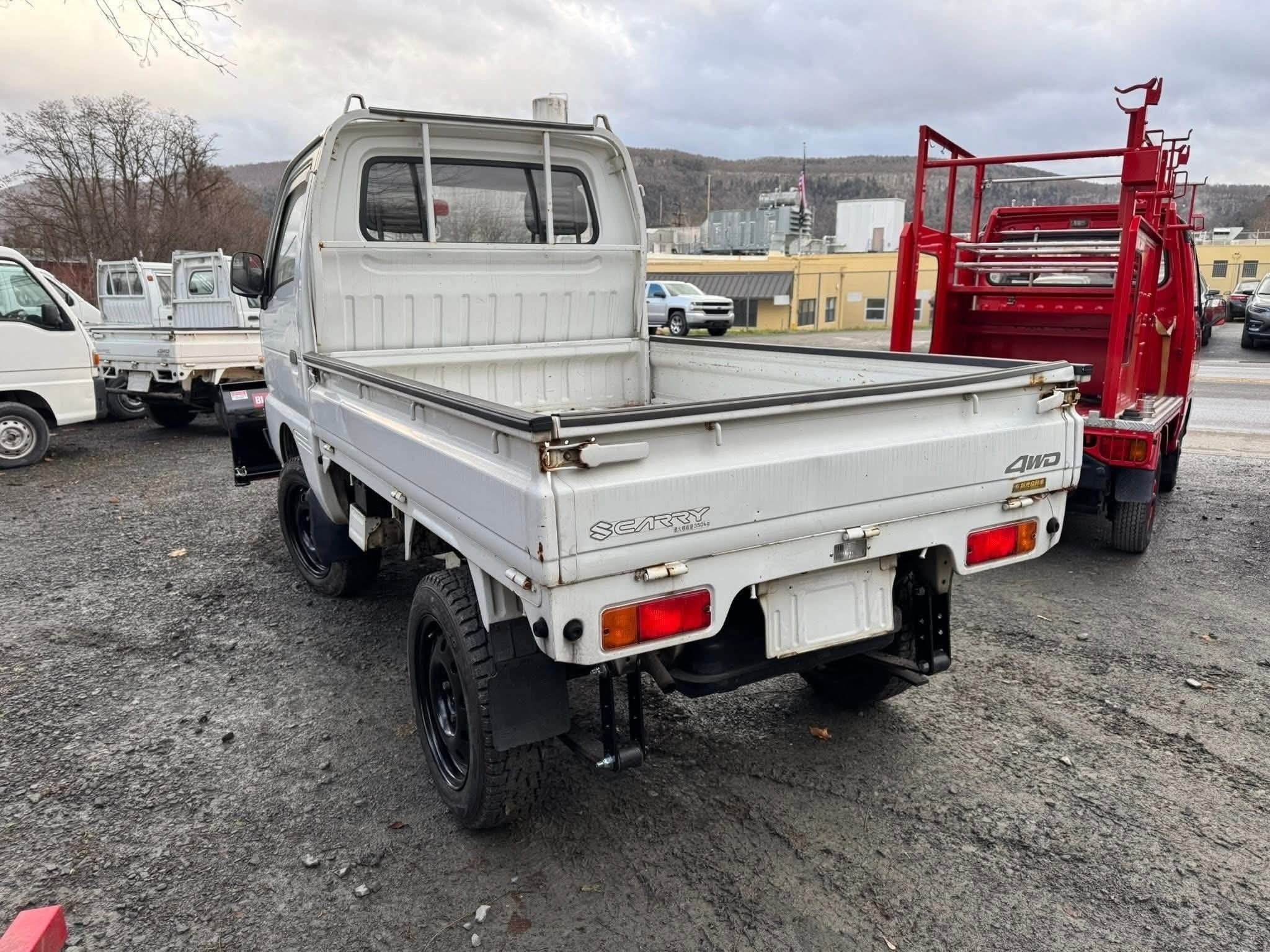 1995 Suzuki Carry 4WD Kei Truck with Snow Plow — 4-Speed Manual, High/Low Range, 58K Miles - Image 11