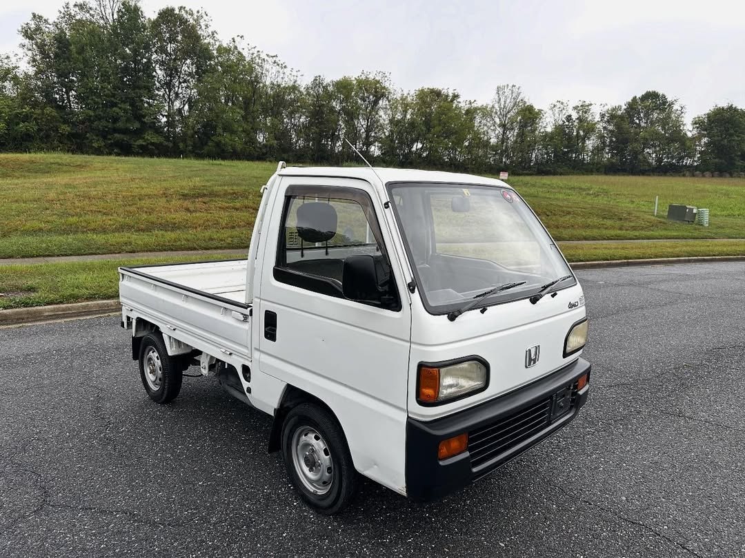 1993 Honda Acty SDX V-HA4 Kei Truck — 44,969 Miles, E07A Engine, Realtime 4WD, 5-Speed Manual - Image 8