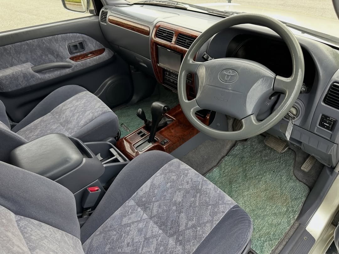 2000 Toyota Land Cruiser Prado TX Limited RZJ95 – Millennium Silver – 3RZ-FE Automatic 4WD JDM Import - Image 6