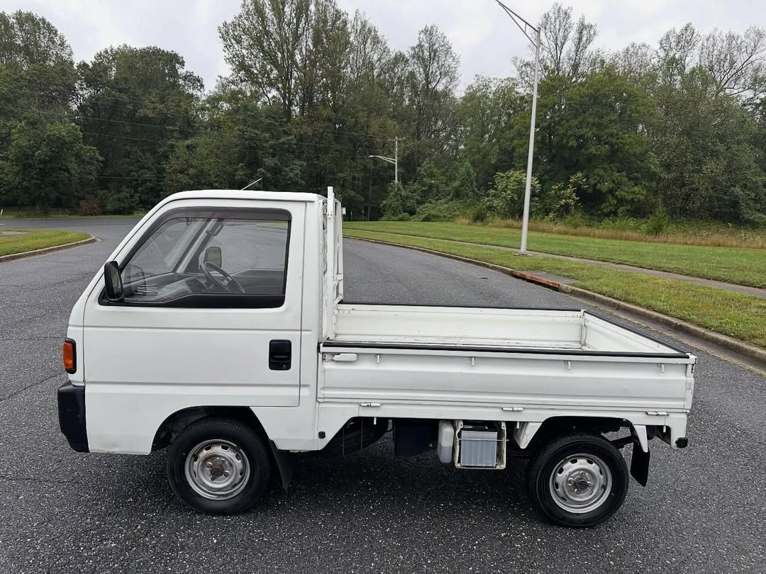 1993 Honda Acty SDX V-HA4 Kei Truck — 44,969 Miles, E07A Engine, Realtime 4WD, 5-Speed Manual - Image 12