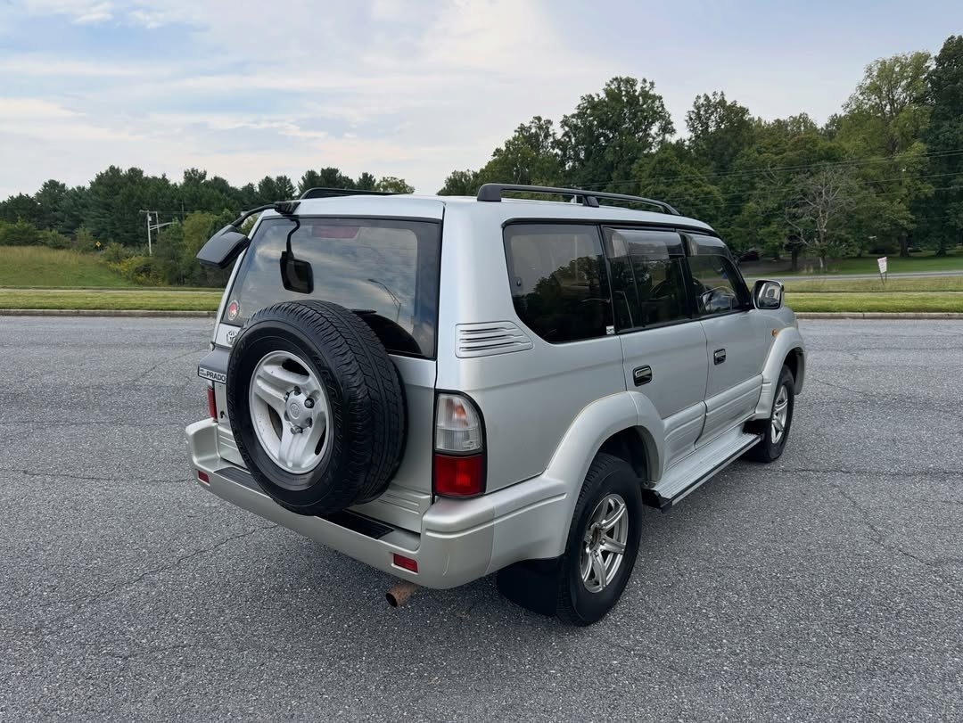 2000 Toyota Land Cruiser Prado TX Limited RZJ95 – Millennium Silver – 3RZ-FE Automatic 4WD JDM Import - Image 17